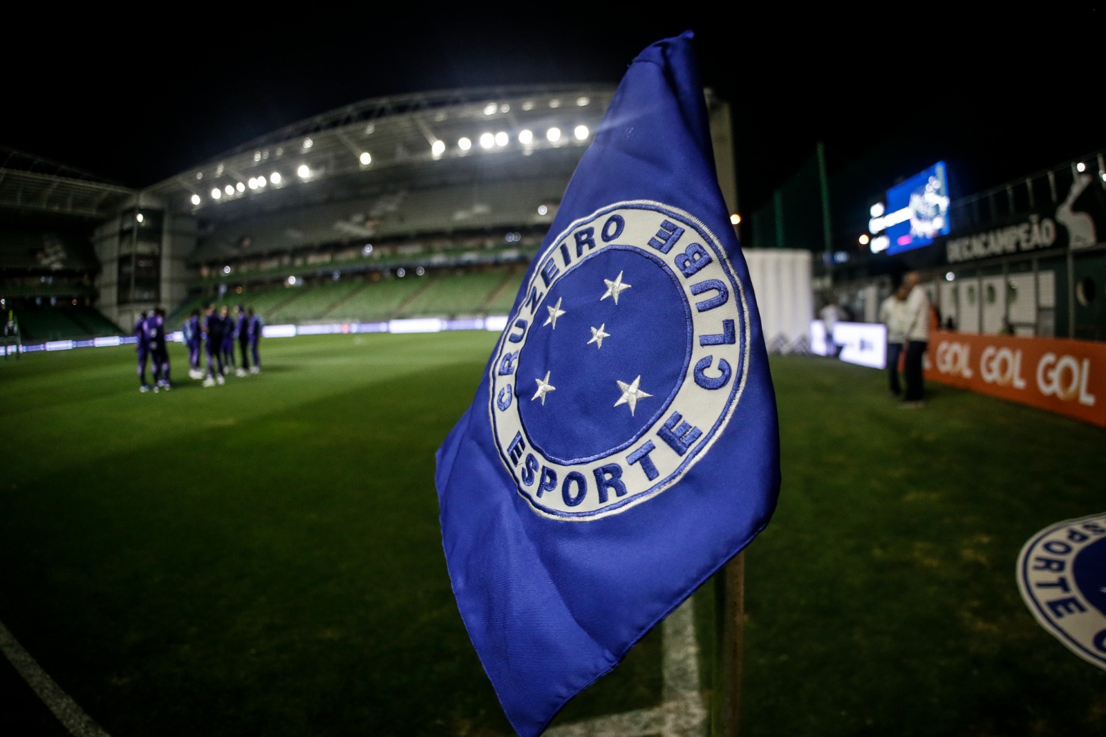 Venda de ingressos para Cruzeiro x Santos, na tarde de sábado, se inicia nesta terça