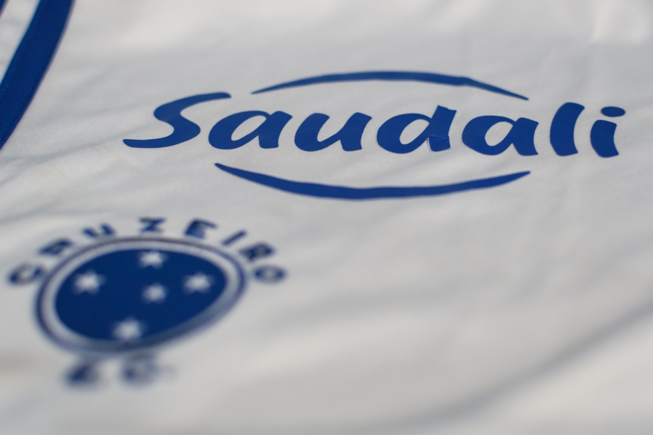 Cruzeiro e Saudali renovam parceria vitoriosa para a temporada 2023