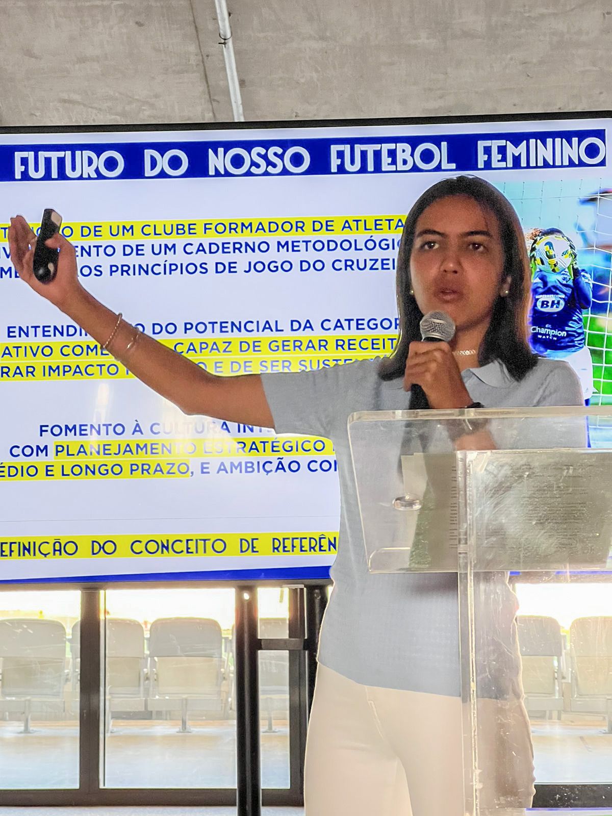Kin Saito é a nova Diretora de Futebol Feminino do Cruzeiro