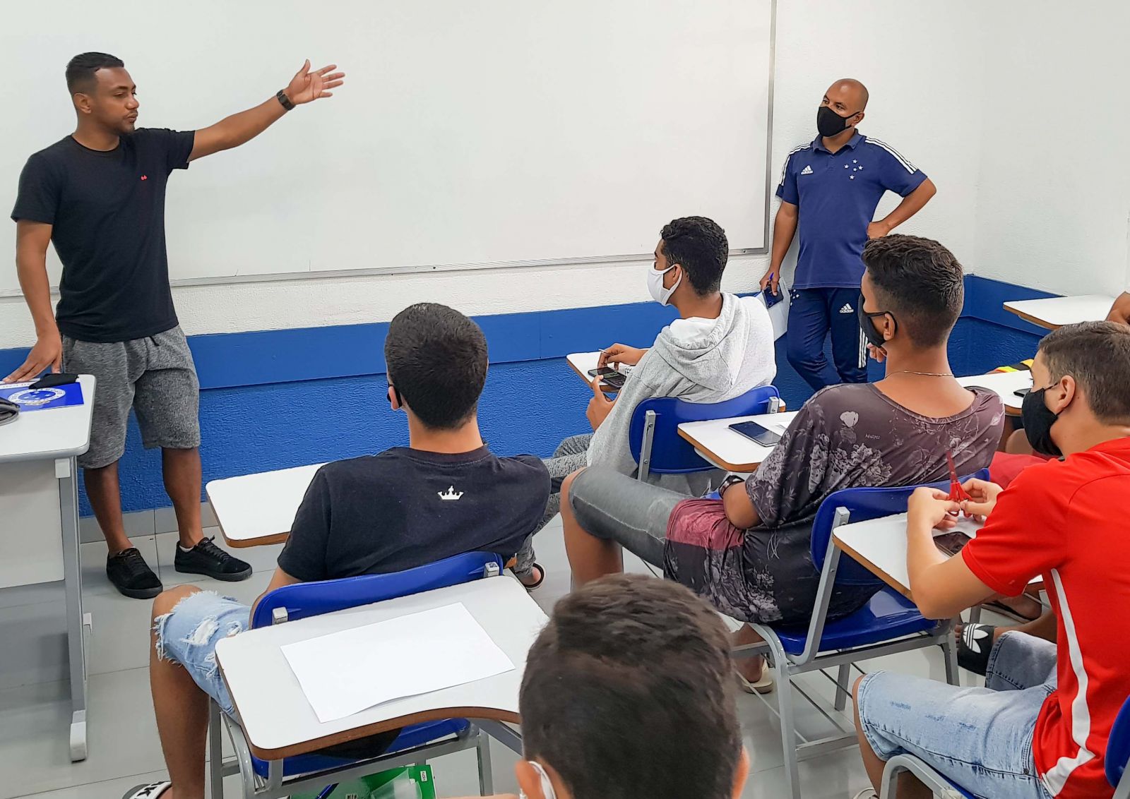 Campeão da Tríplice Coroa, Augusto Recife completa o ensino médio estudando no Cruzeiro
