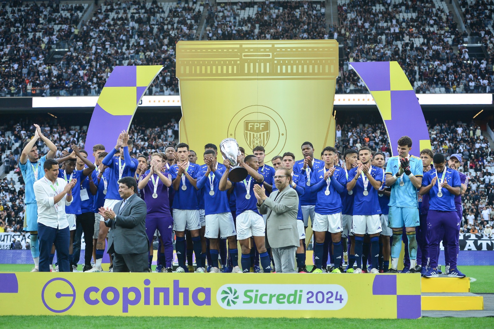 Time sub-20 do Cruzeiro inicia a temporada 2024 chegando à final da Copinha e com alto potencial de formação